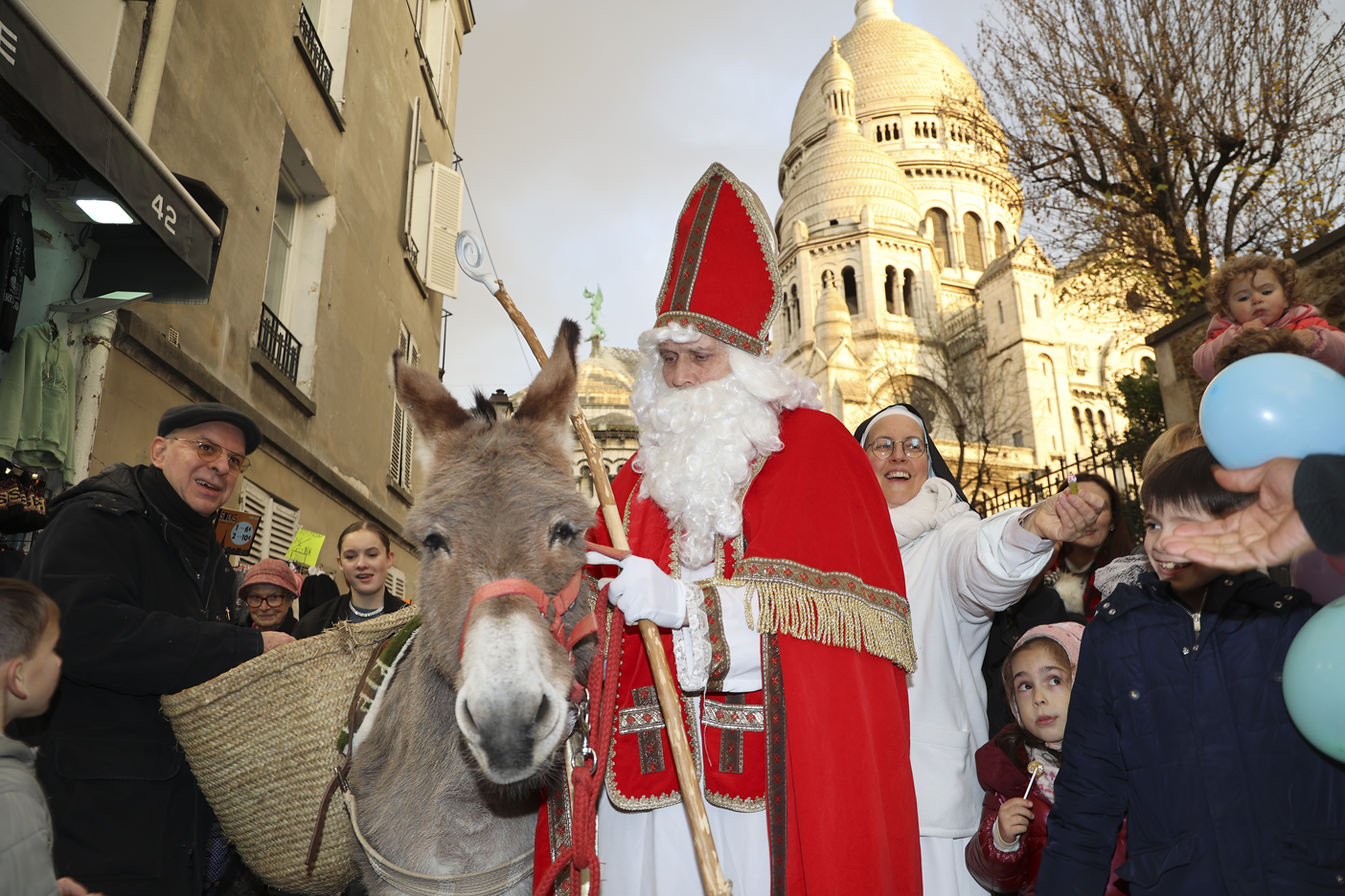Balade de St Nicolas à Montmartre